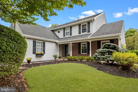 536 HERITAGE OAK DRIVE YARDLEY PA 19067