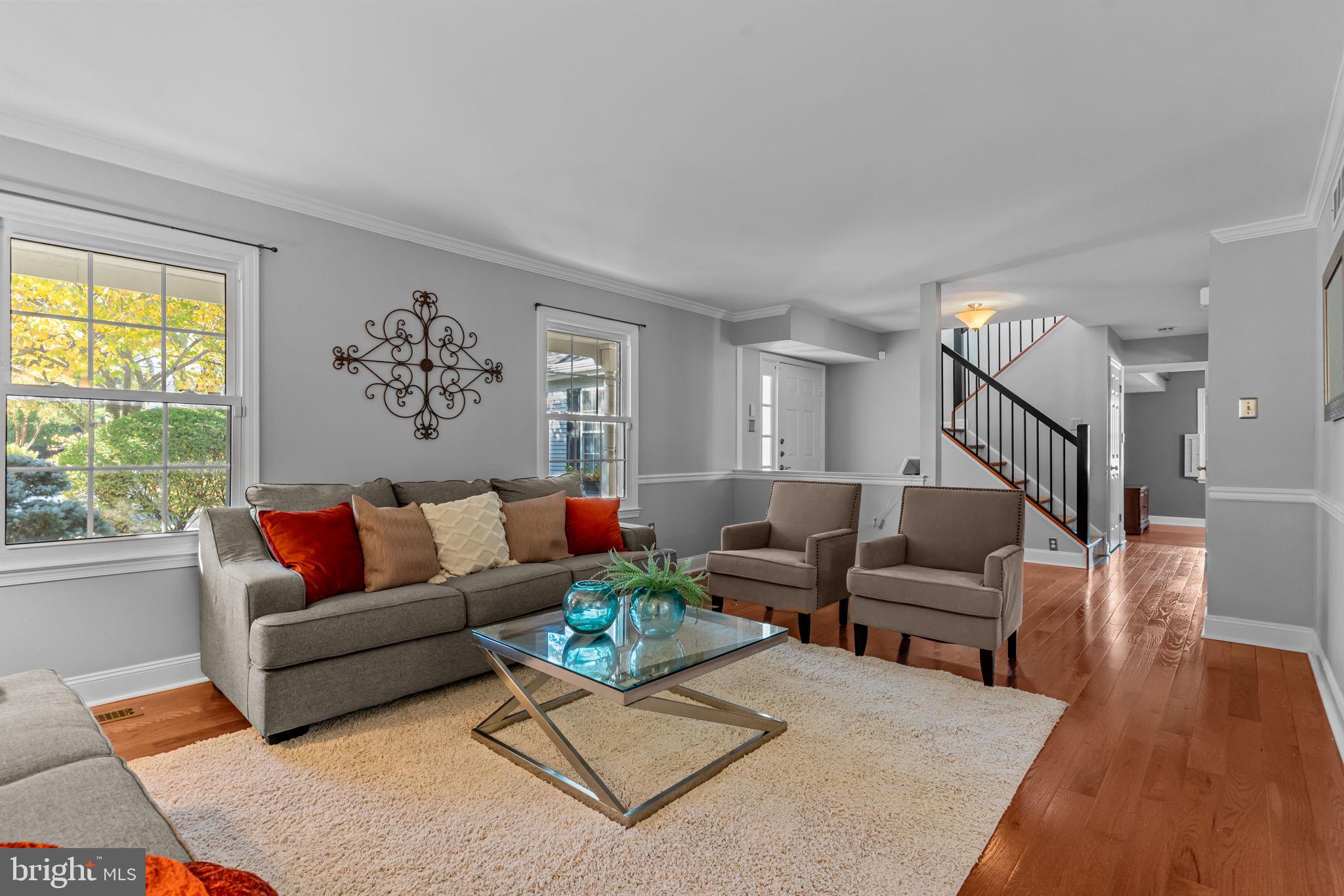 536 HERITAGE OAK DRIVE