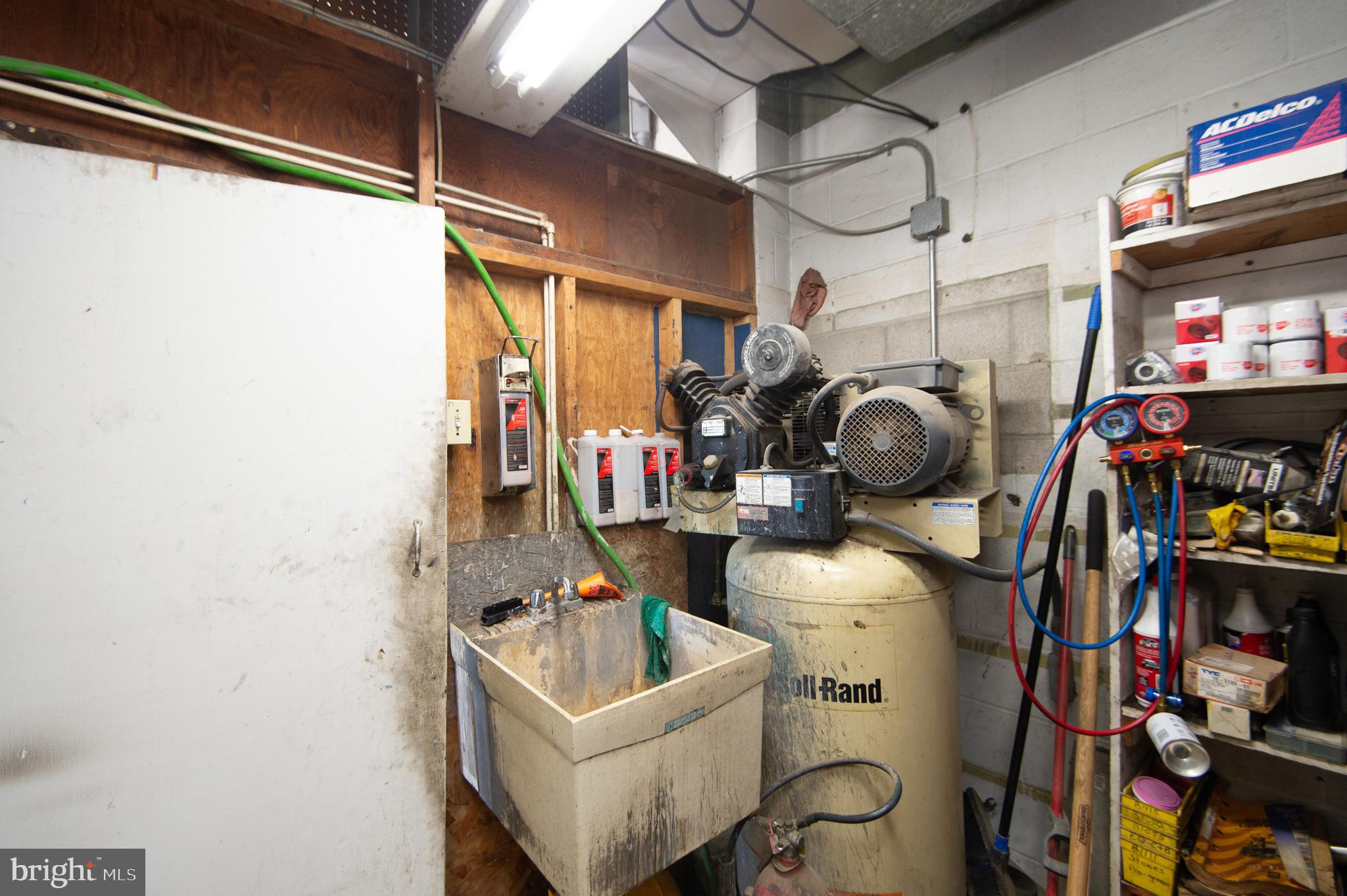 ROUTE 50 - Commercial Sale