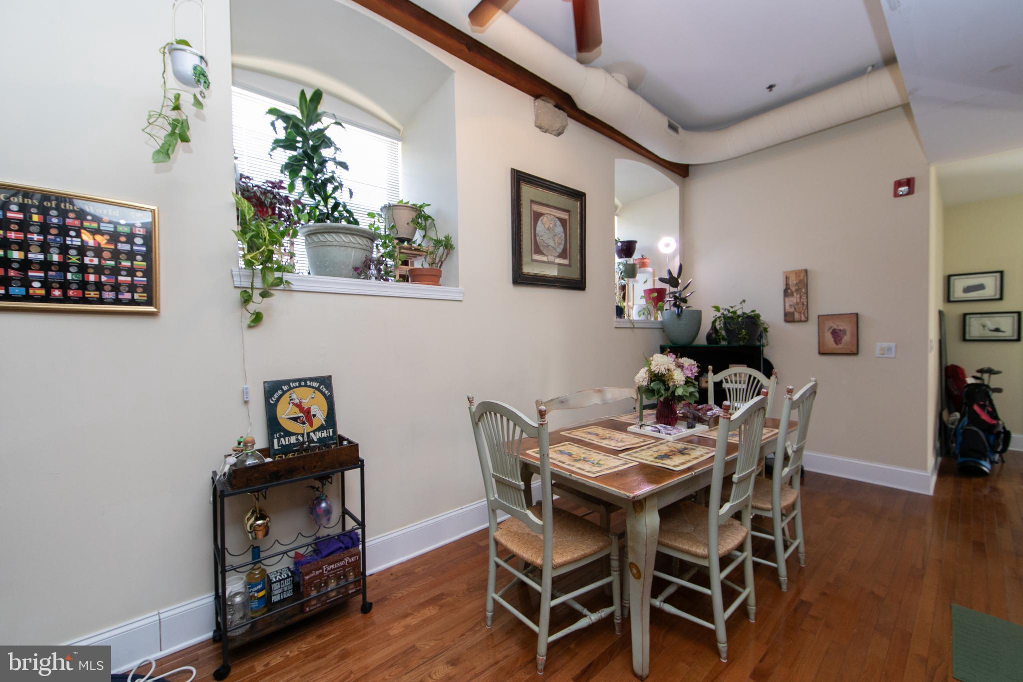 ROXBOROUGH - Residential