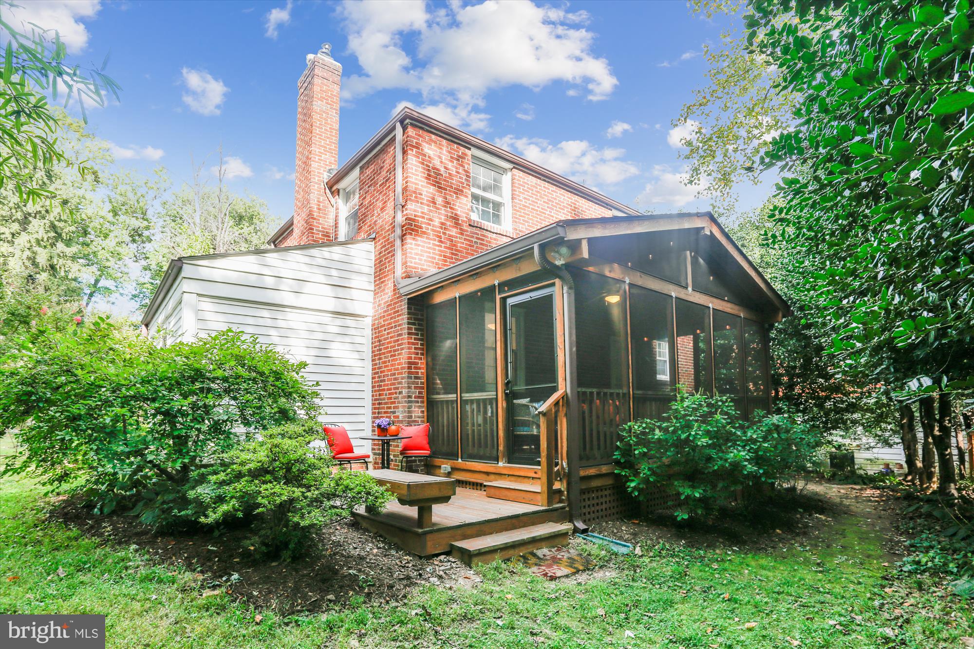 WOODSIDE FOREST - Residential