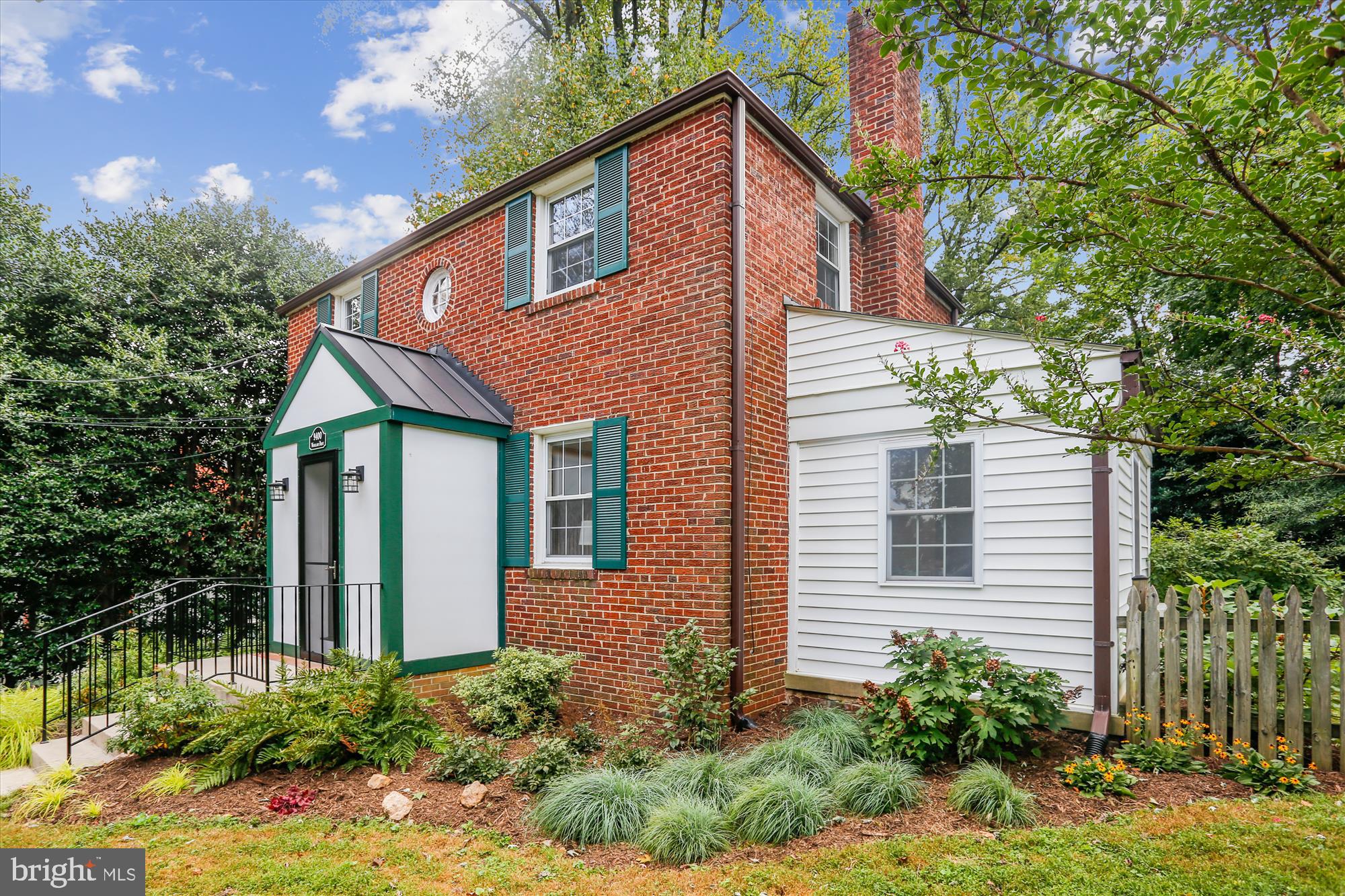 WOODSIDE FOREST - Residential