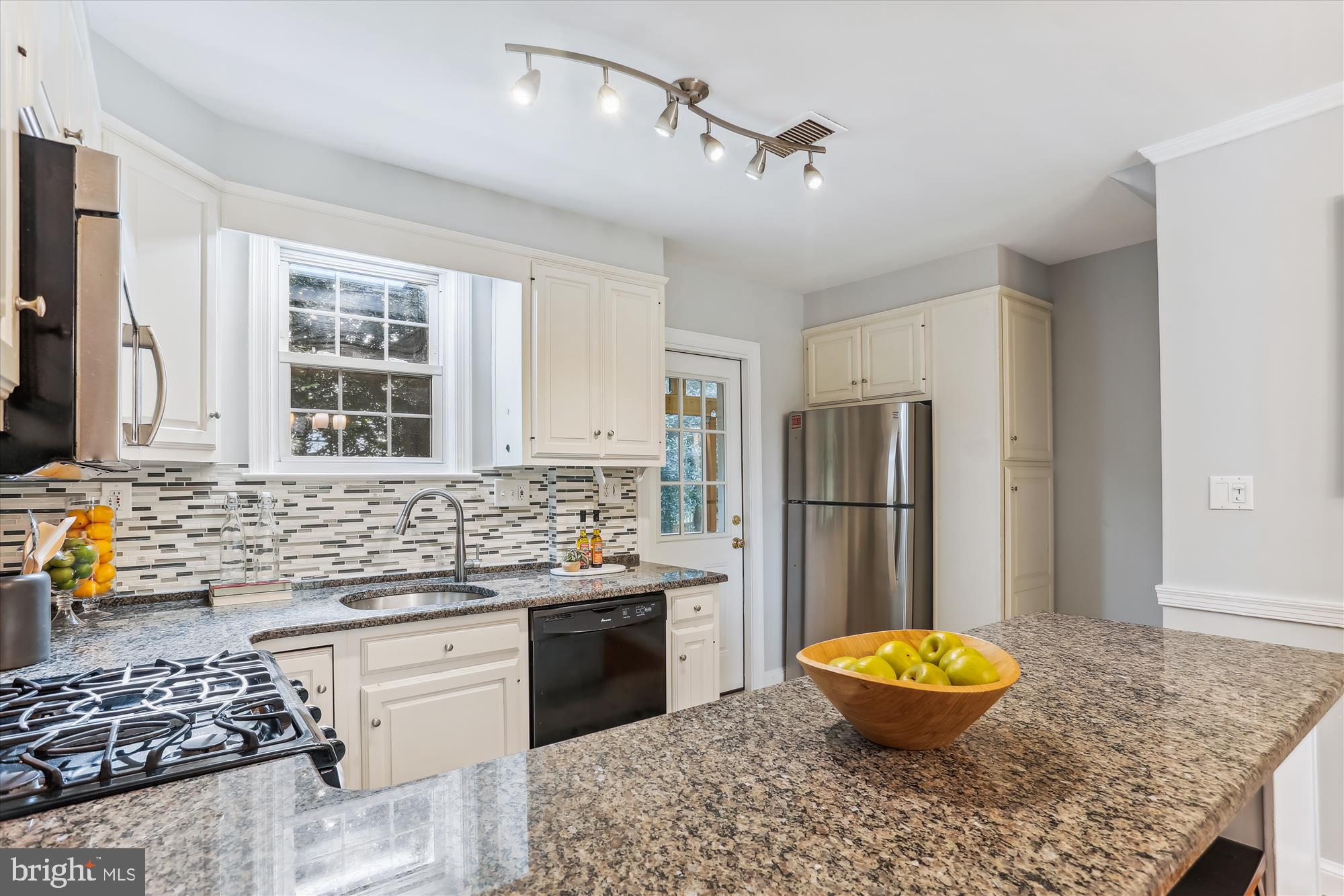 WOODSIDE FOREST - Residential