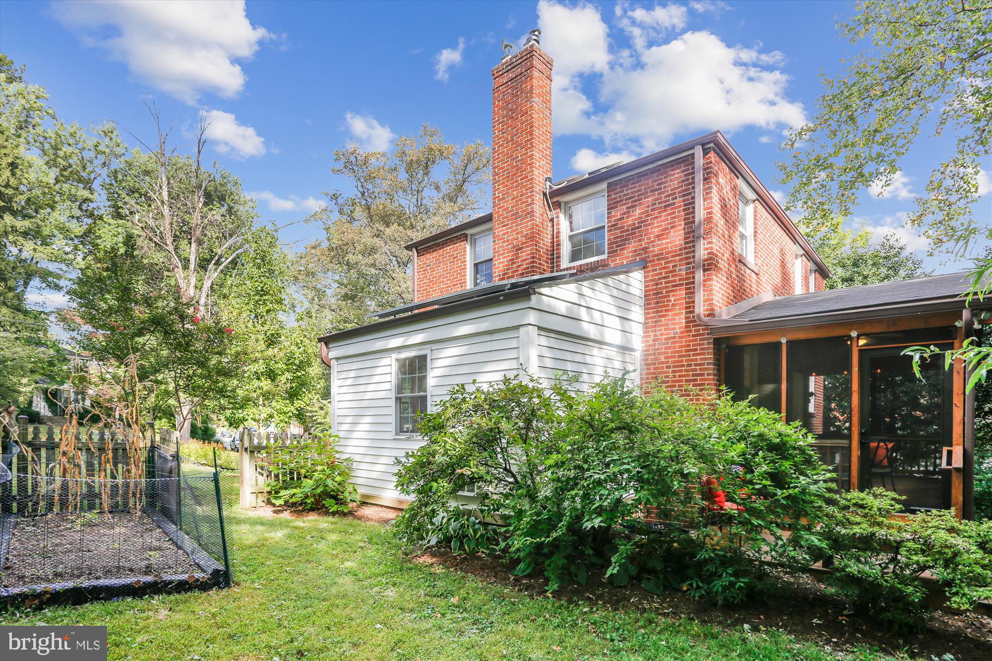 WOODSIDE FOREST - Residential