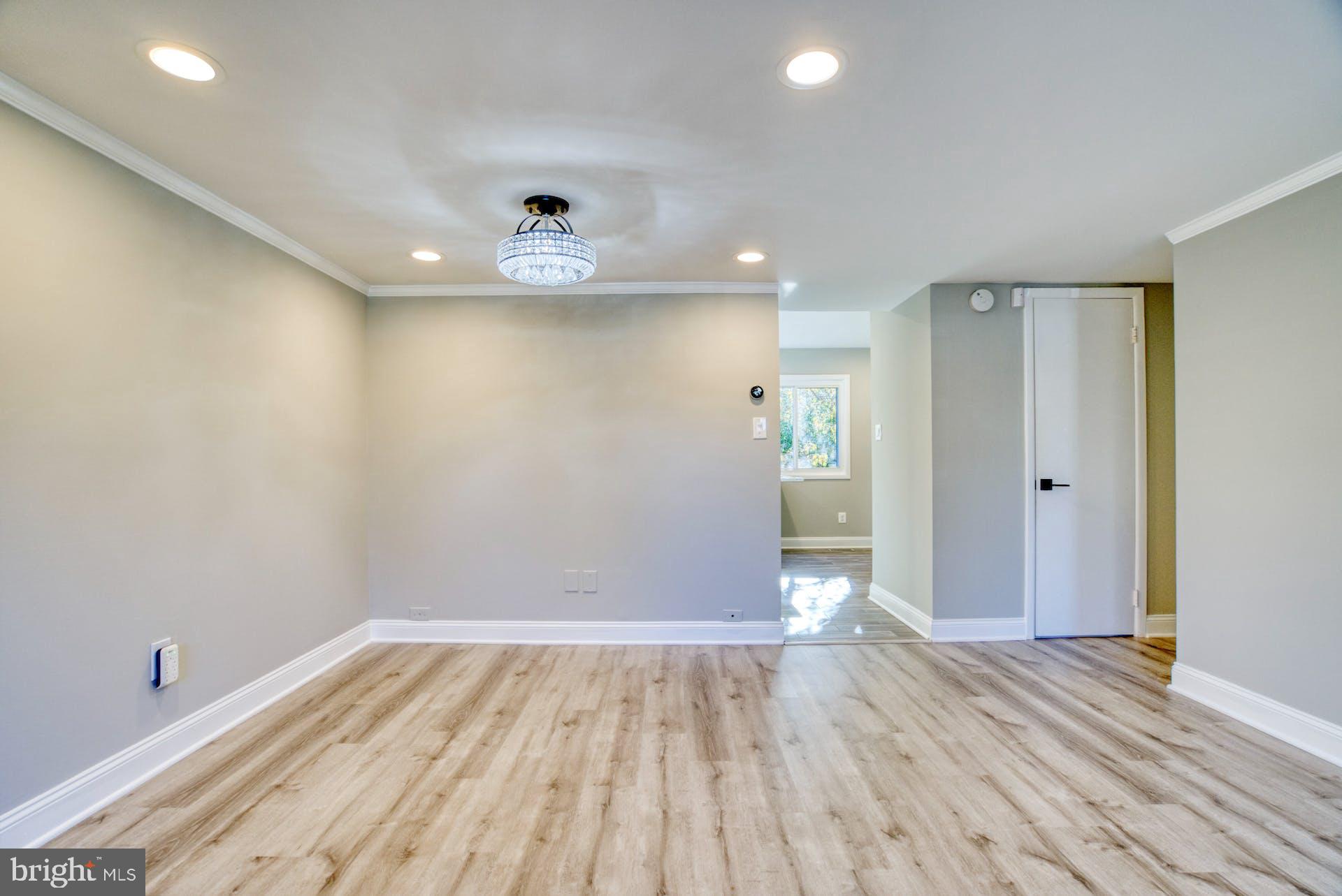 SUGARLAND RUN - Residential