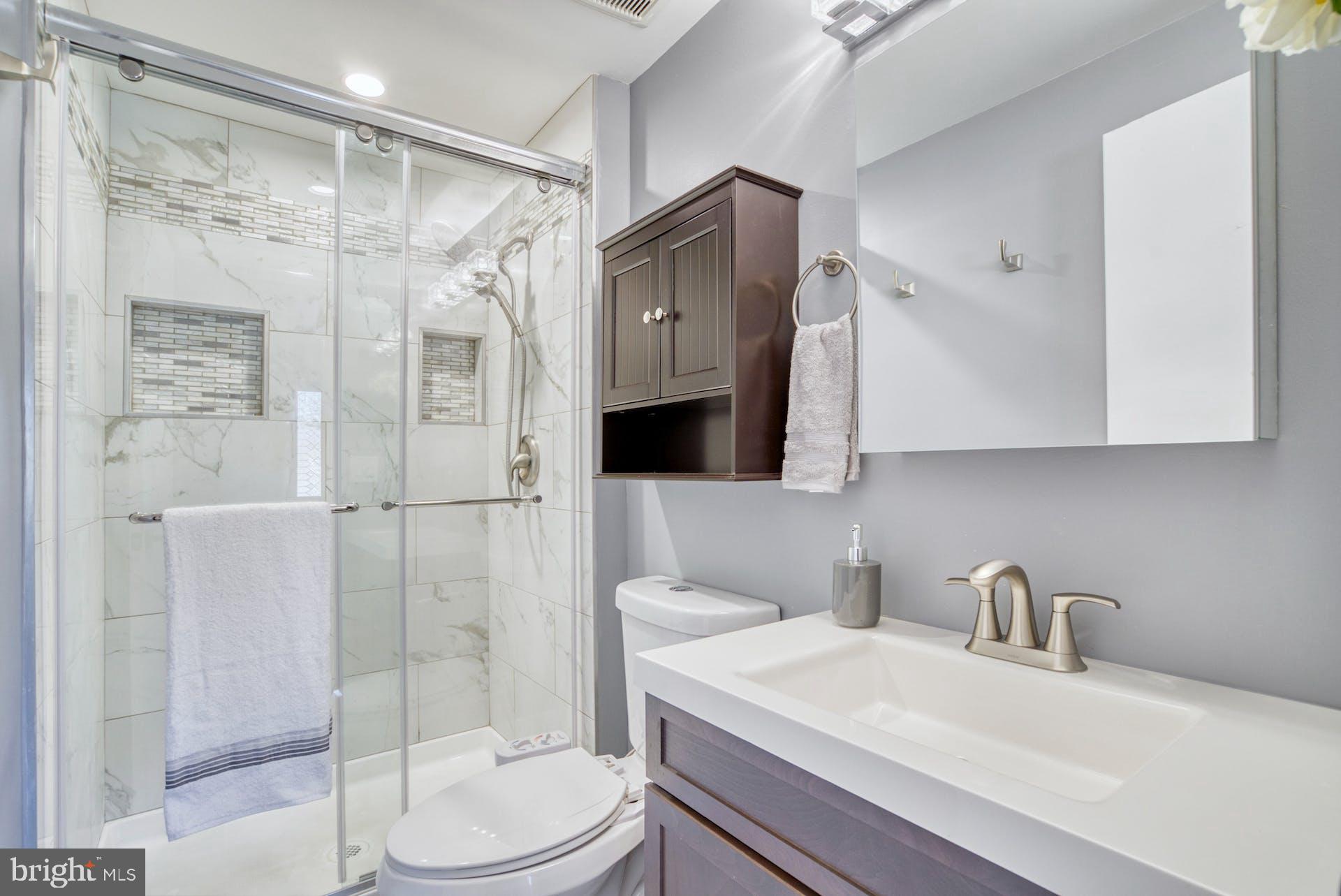 SUGARLAND RUN - Residential