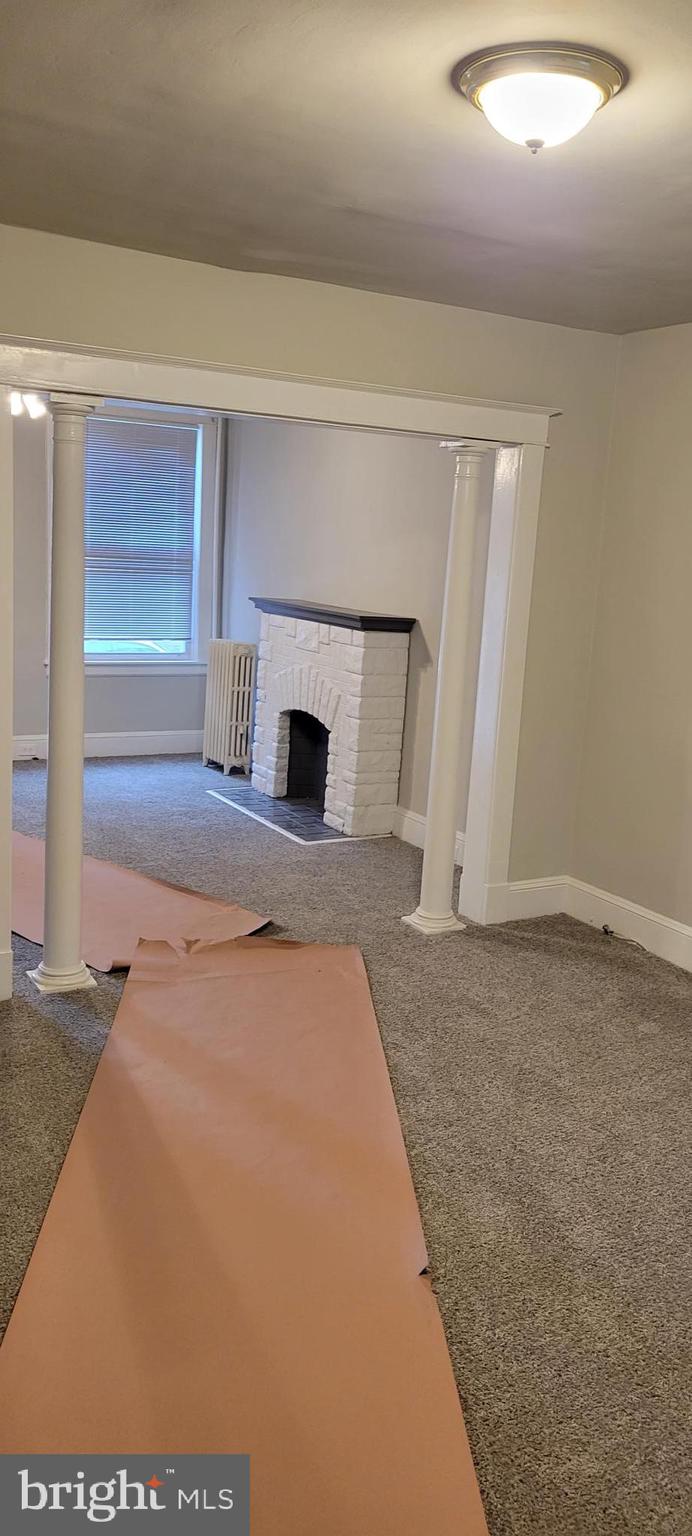 MILL HILL - Residential