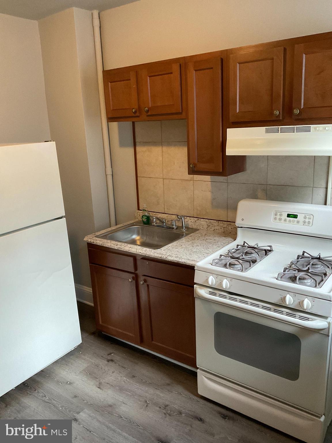 MILL HILL - Residential