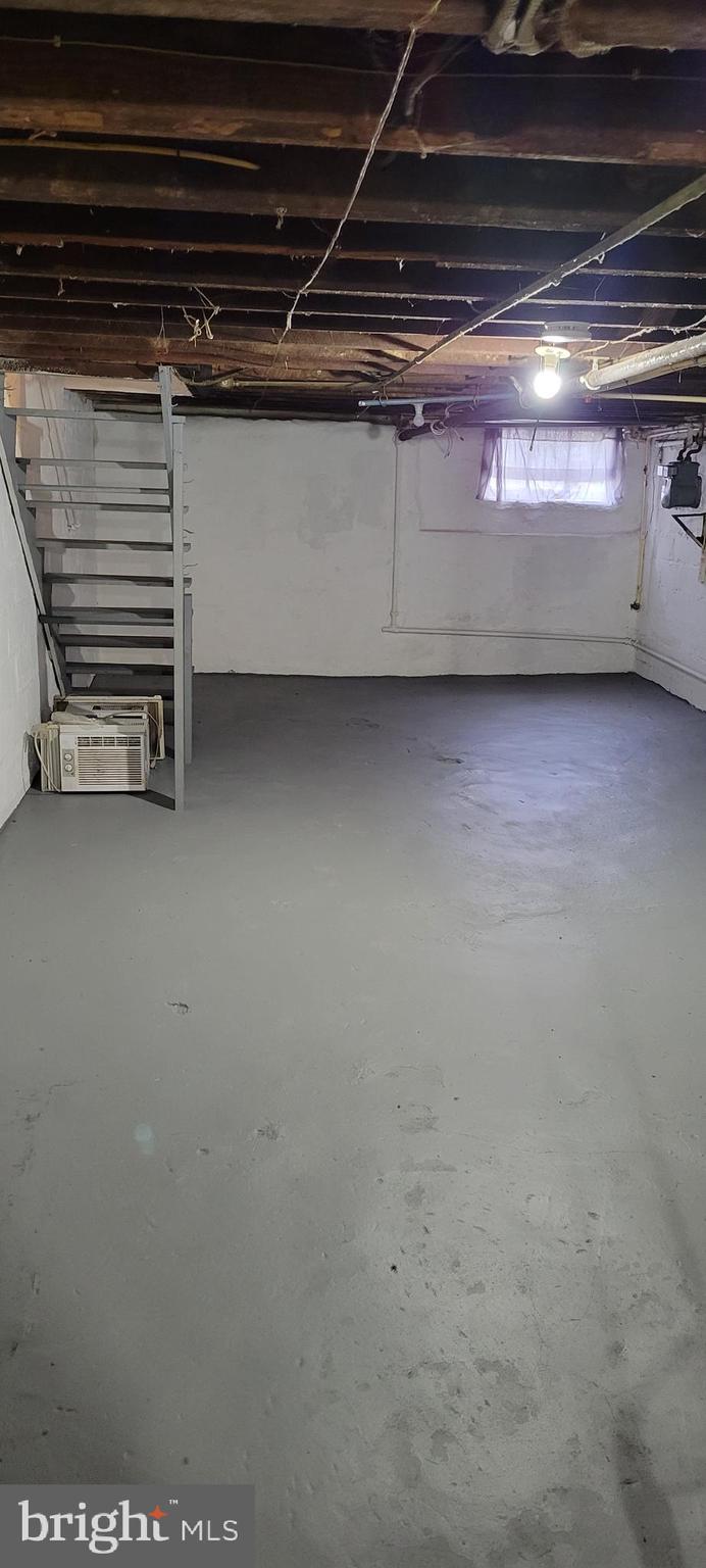 MILL HILL - Residential