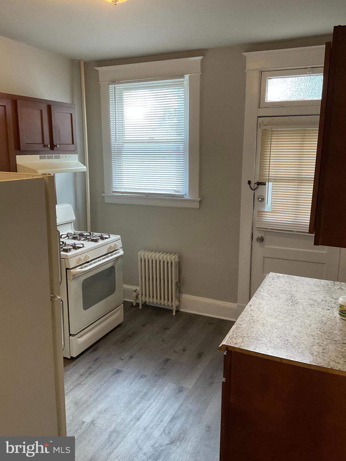 MILL HILL - Residential