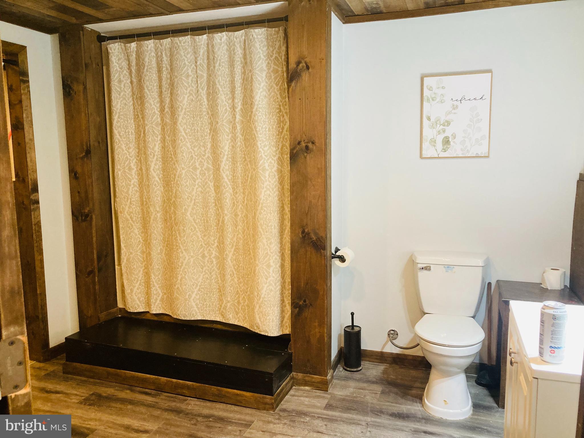 FAIRBROOK - Residential