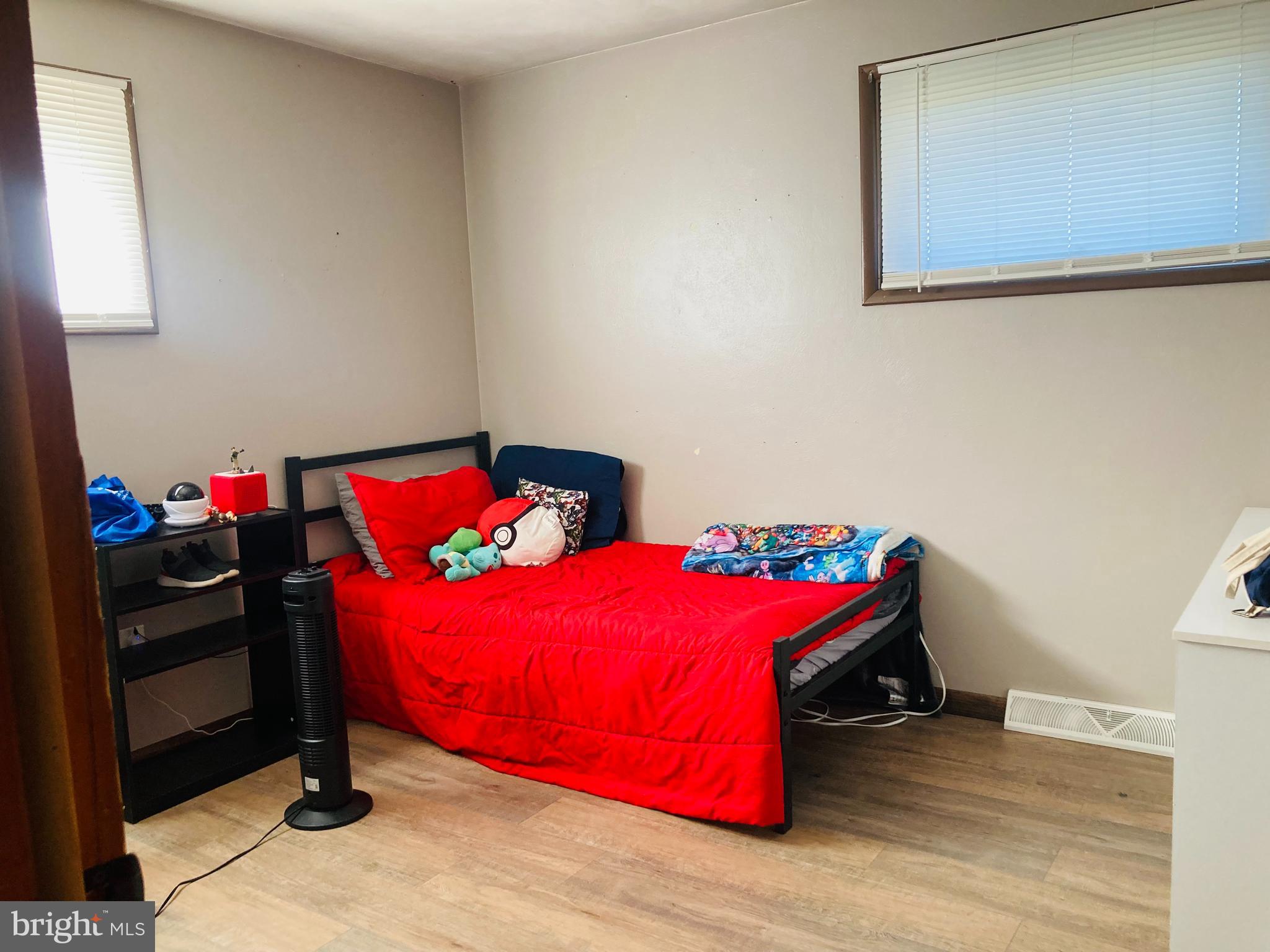 FAIRBROOK - Residential