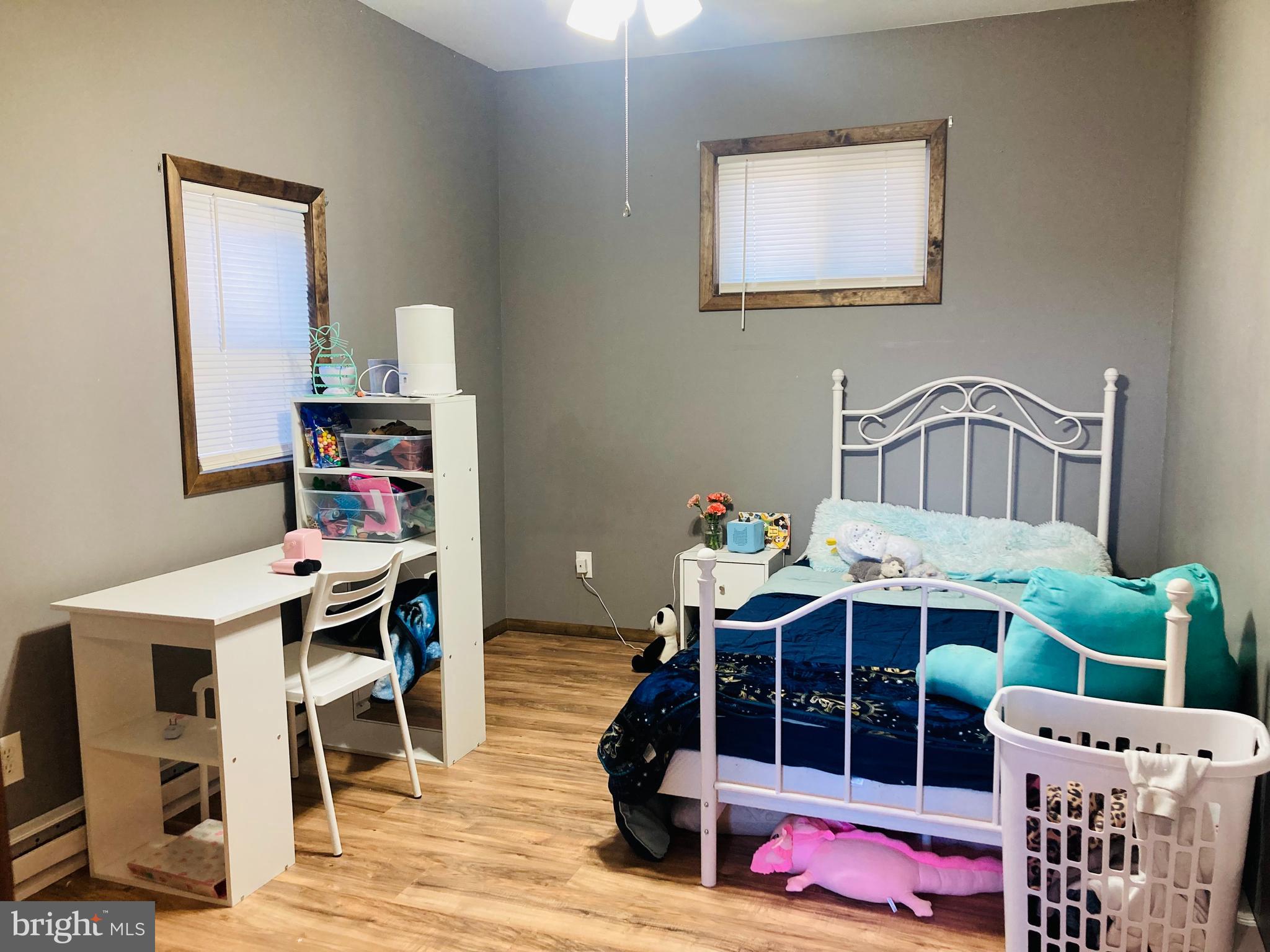 FAIRBROOK - Residential