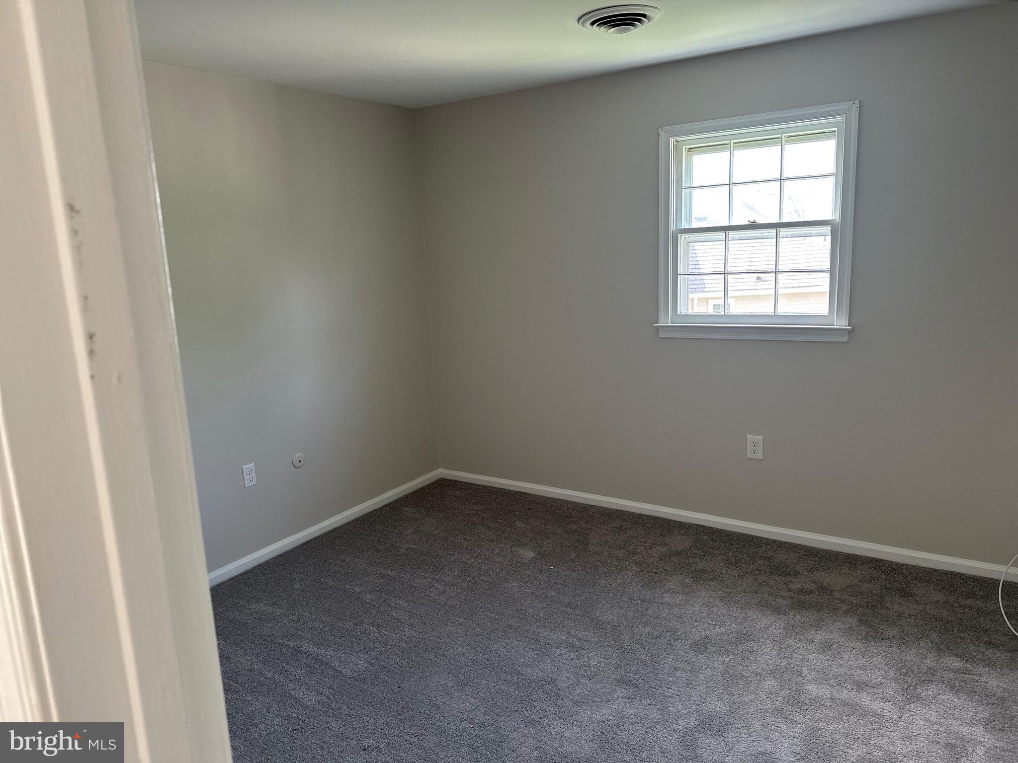 YARDLEY COMMONS - Residential Lease