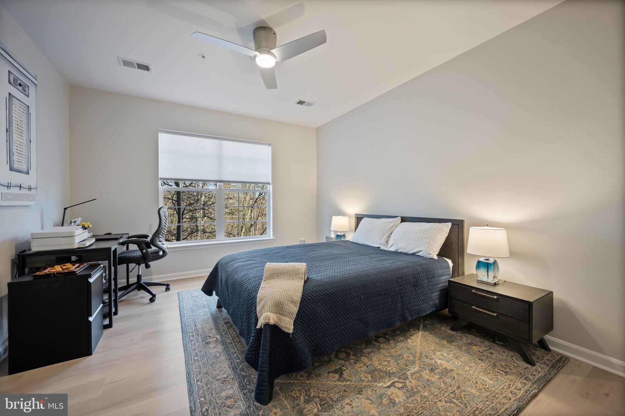 GATHERINGS AT LYNDWOOD - Residential