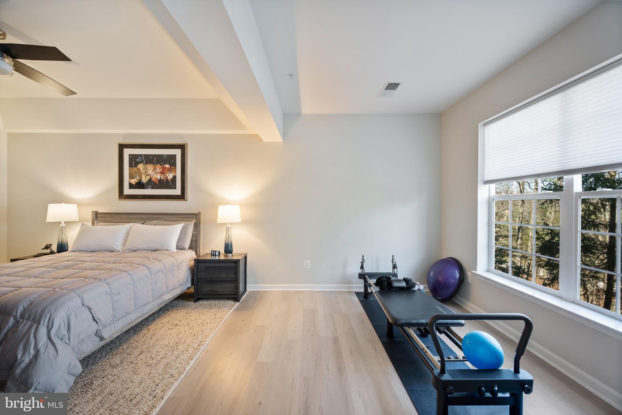 GATHERINGS AT LYNDWOOD - Residential