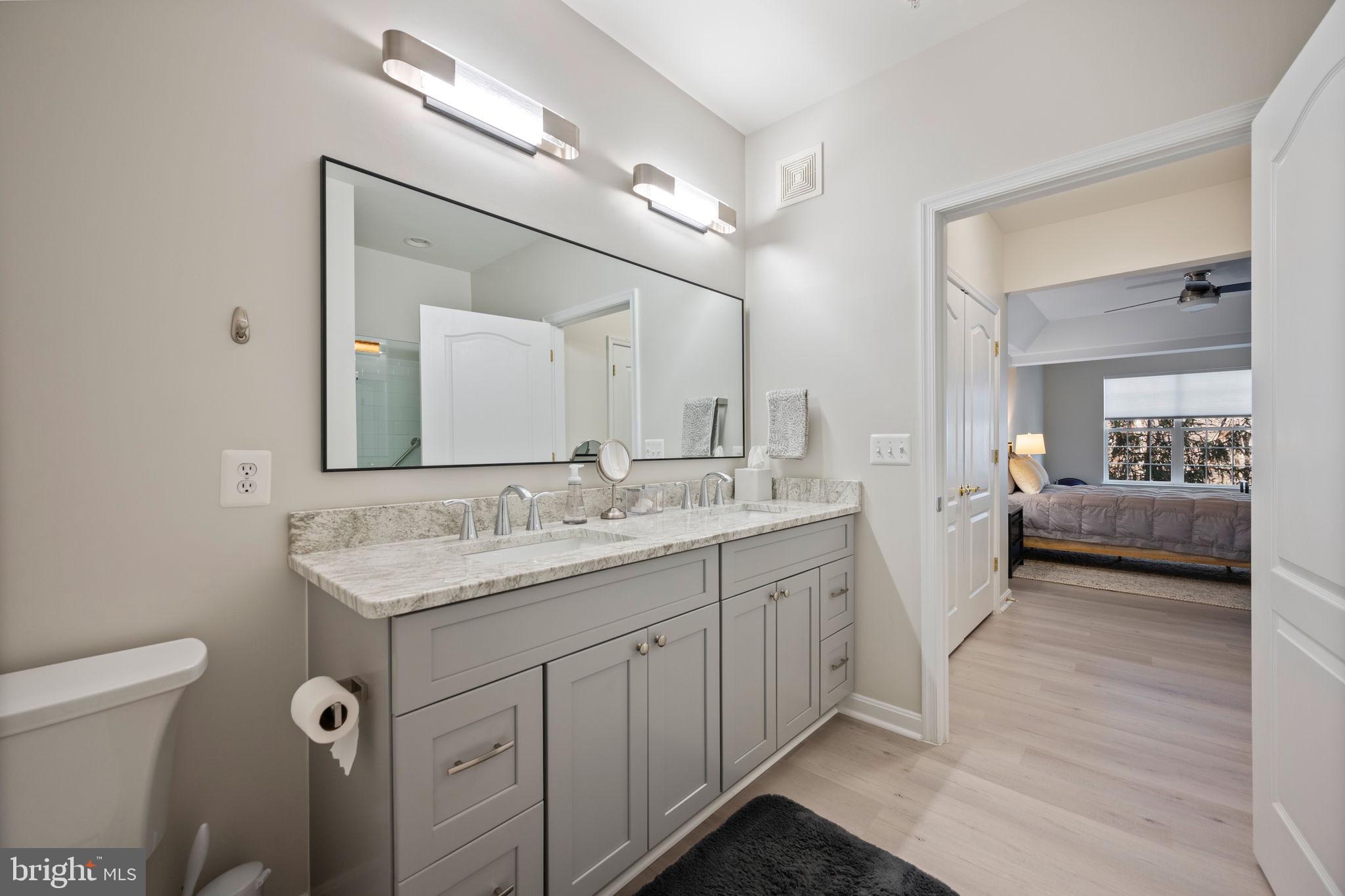 GATHERINGS AT LYNDWOOD - Residential