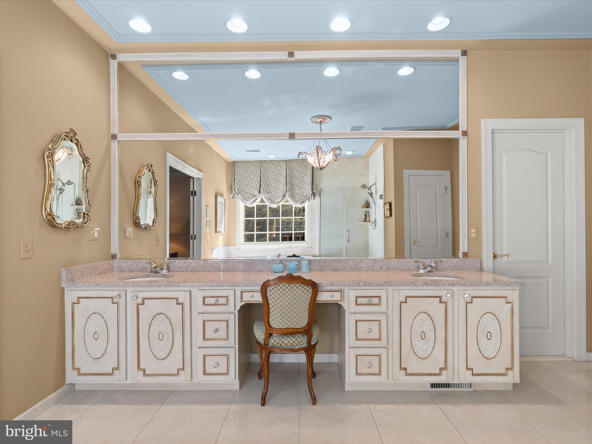 PADDOCKS EAST - Residential