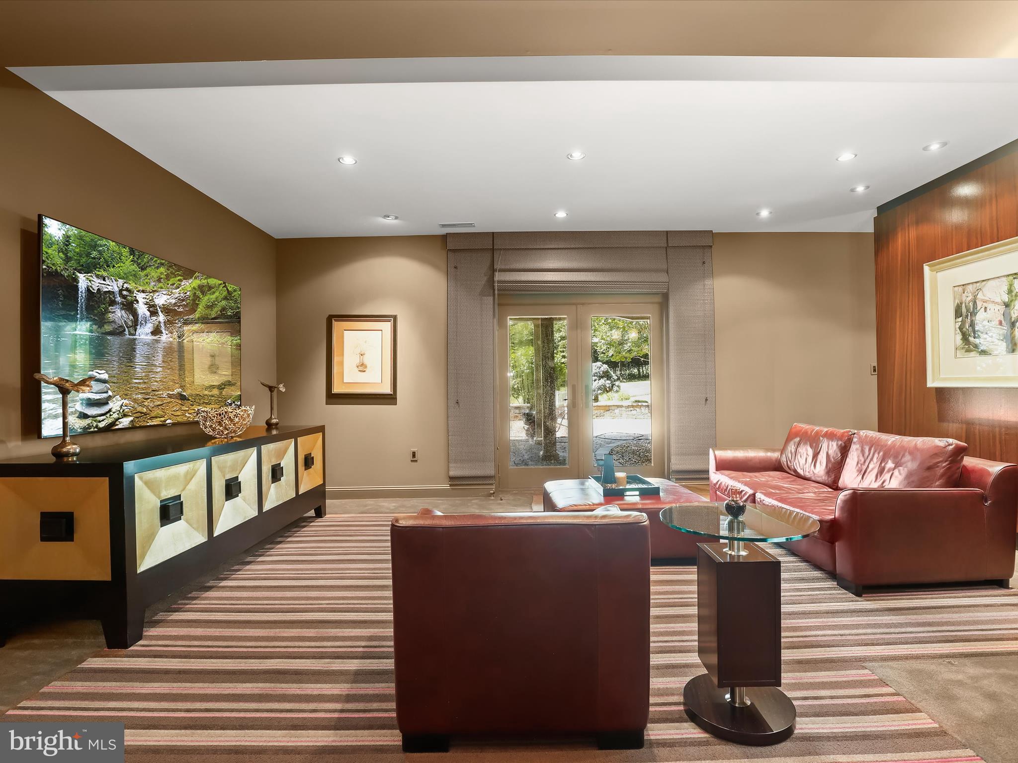 PADDOCKS EAST - Residential