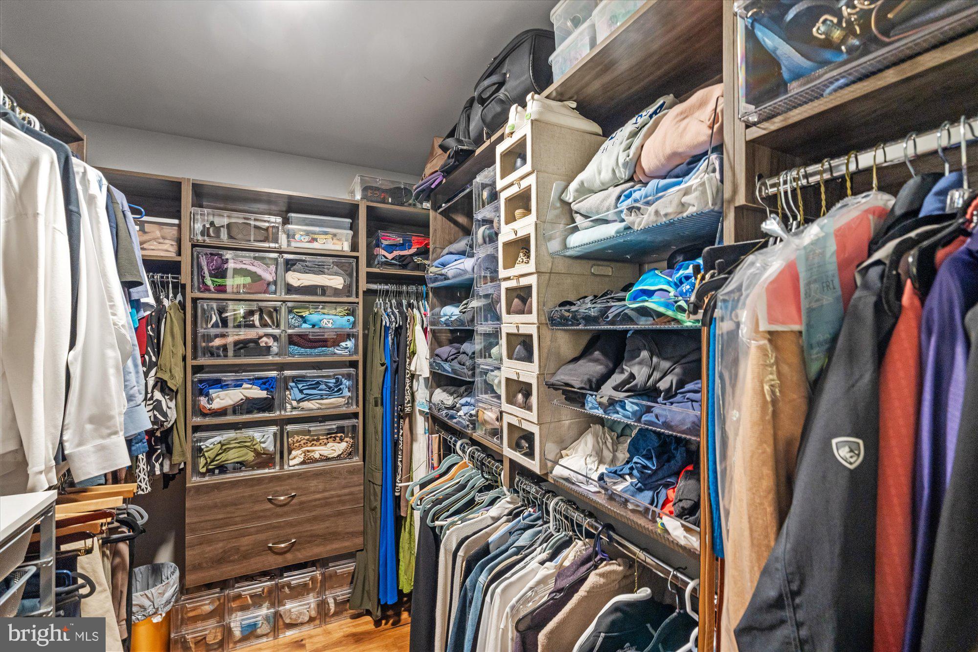 ROSSLYN - Residential