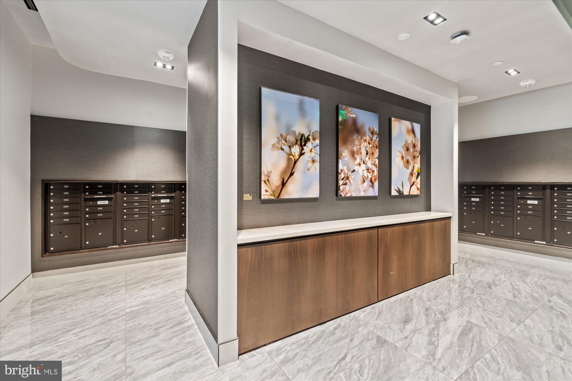 ROSSLYN - Residential