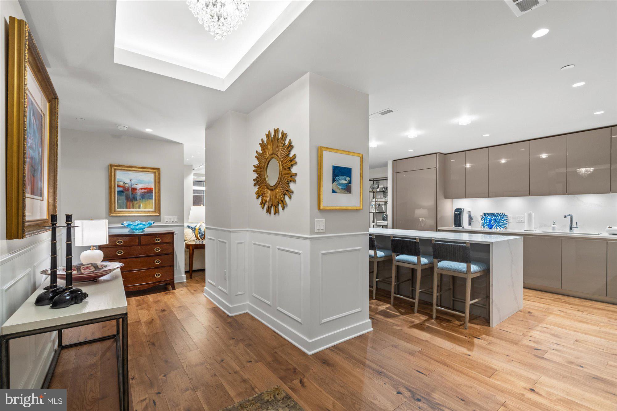 ROSSLYN - Residential