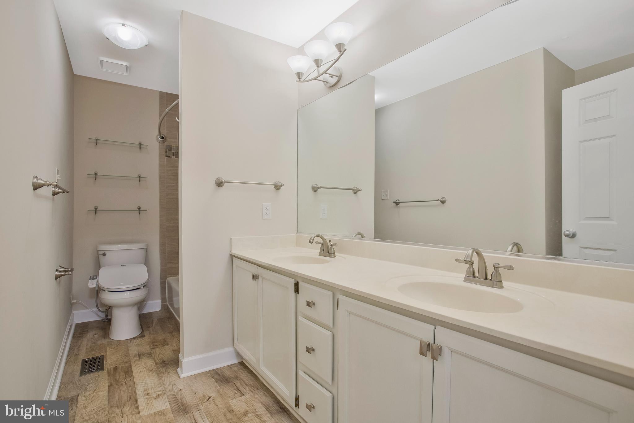 HICKORY RIDGE - Residential