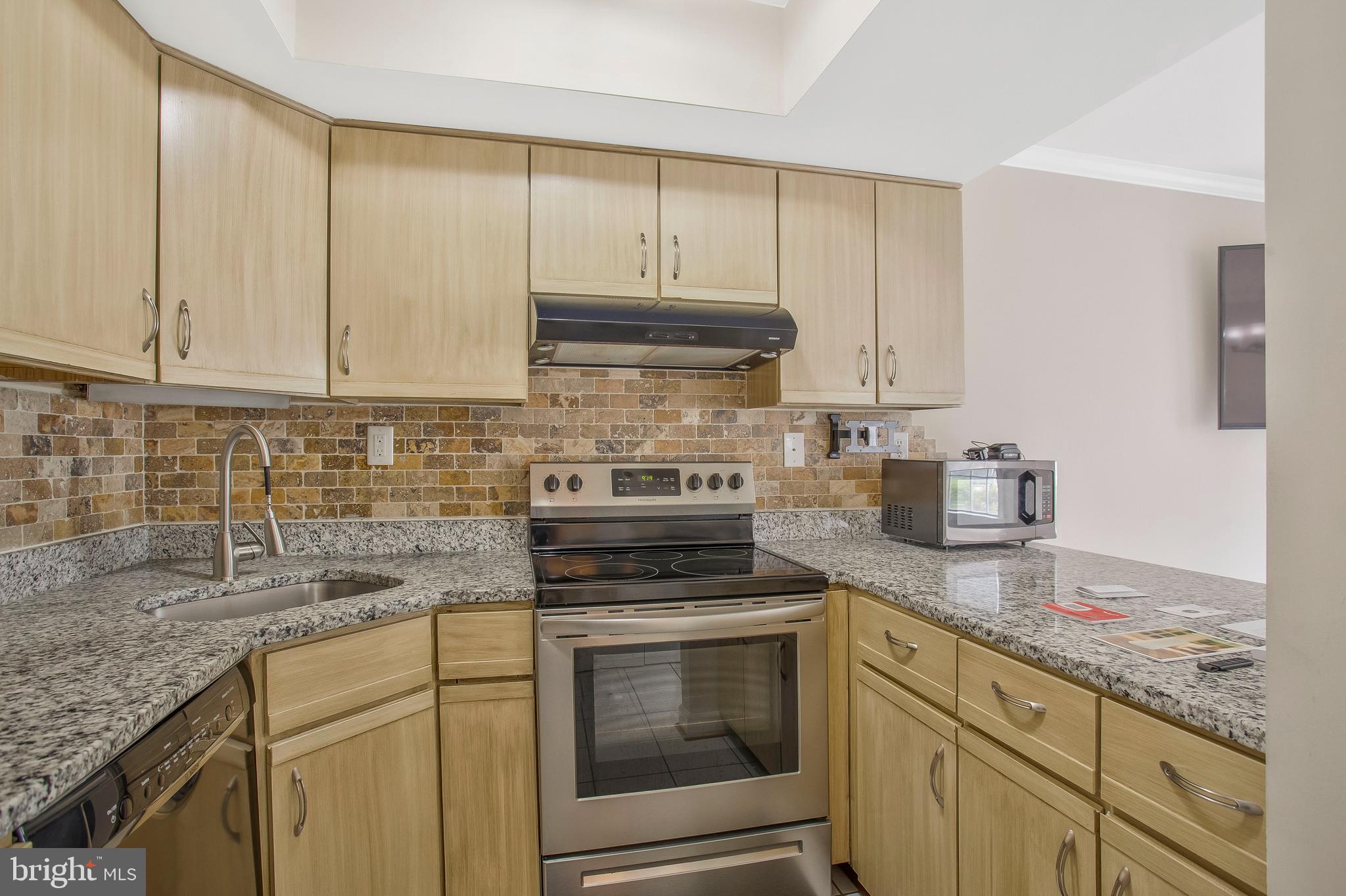 HICKORY RIDGE - Residential