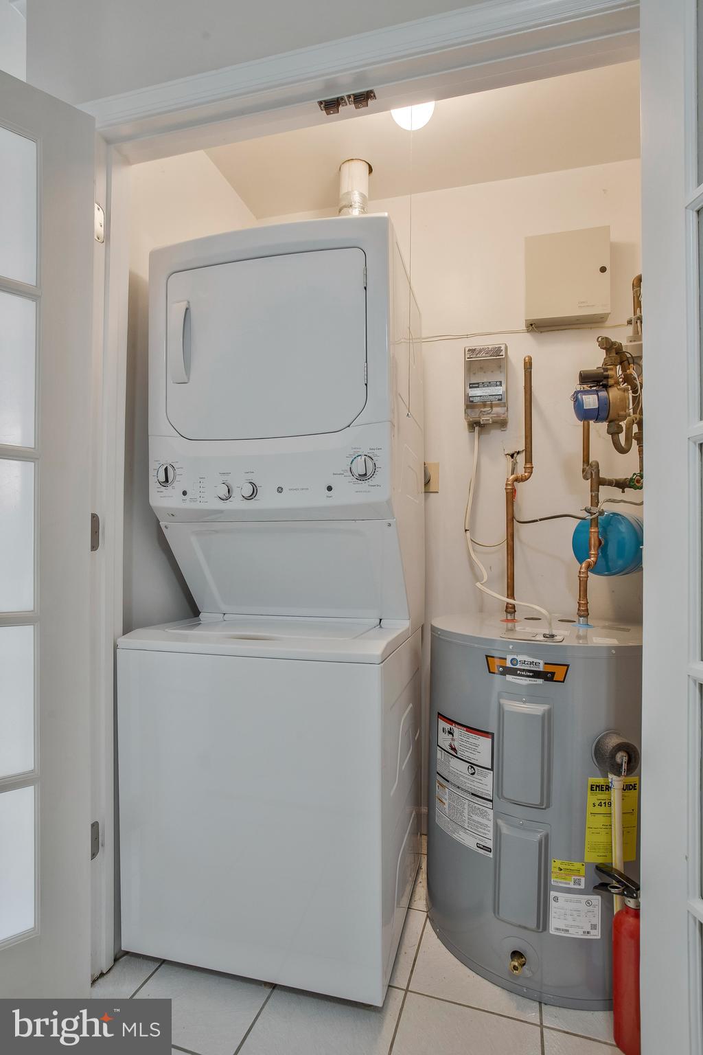 HICKORY RIDGE - Residential