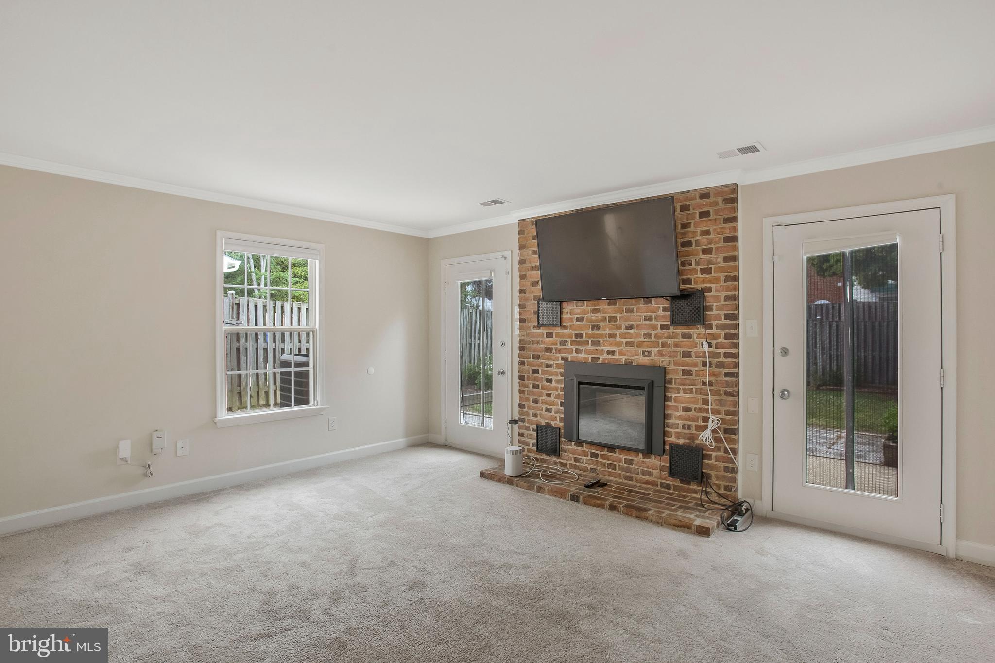 HICKORY RIDGE - Residential