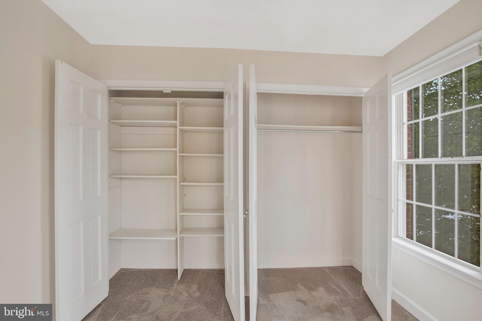 HICKORY RIDGE - Residential