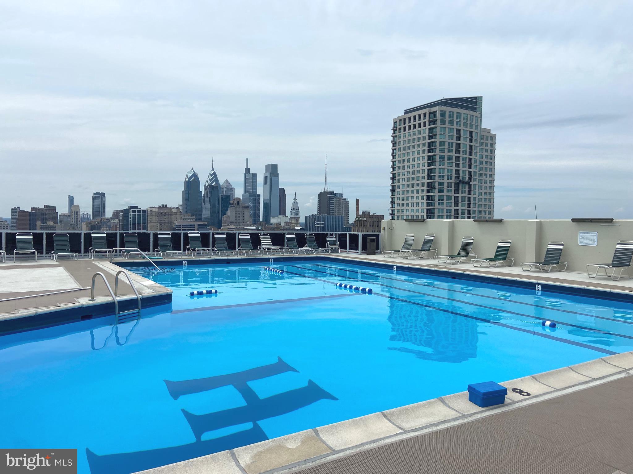 SOCIETY HILL - Residential