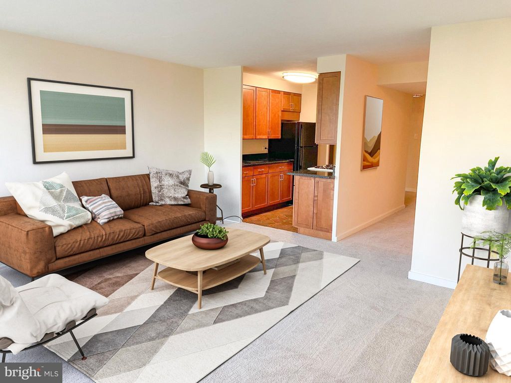 Photo of 604 - 36 S Washington Square #810, PHILADELPHIA, PA 19106 (MLS # PAPH2515284)