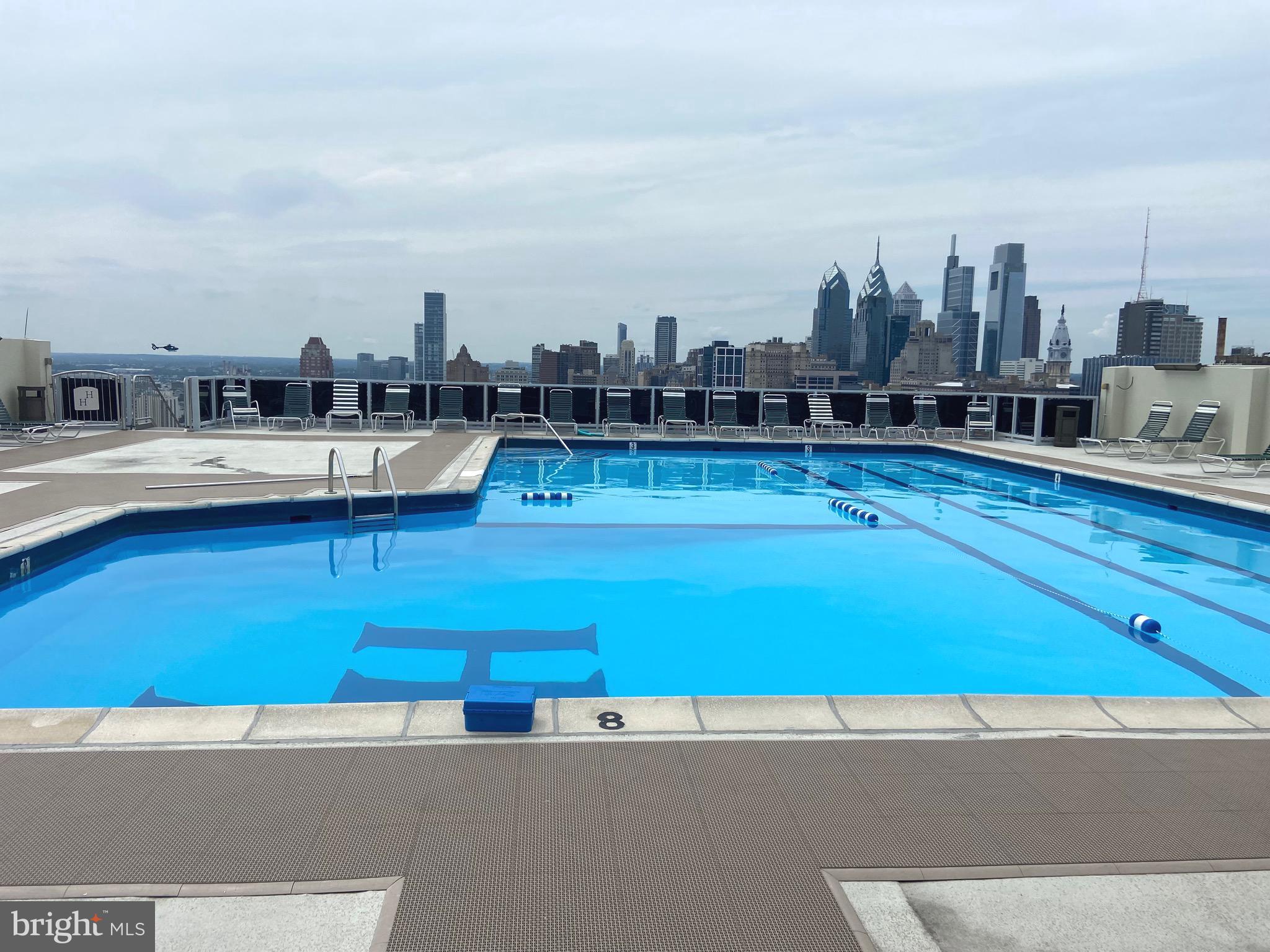 SOCIETY HILL - Residential