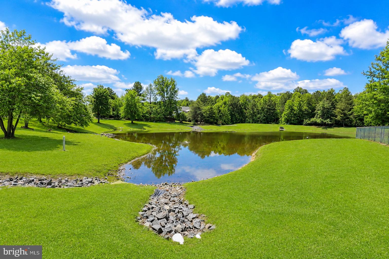 THE TOWNES AT WESTBURY - Residential