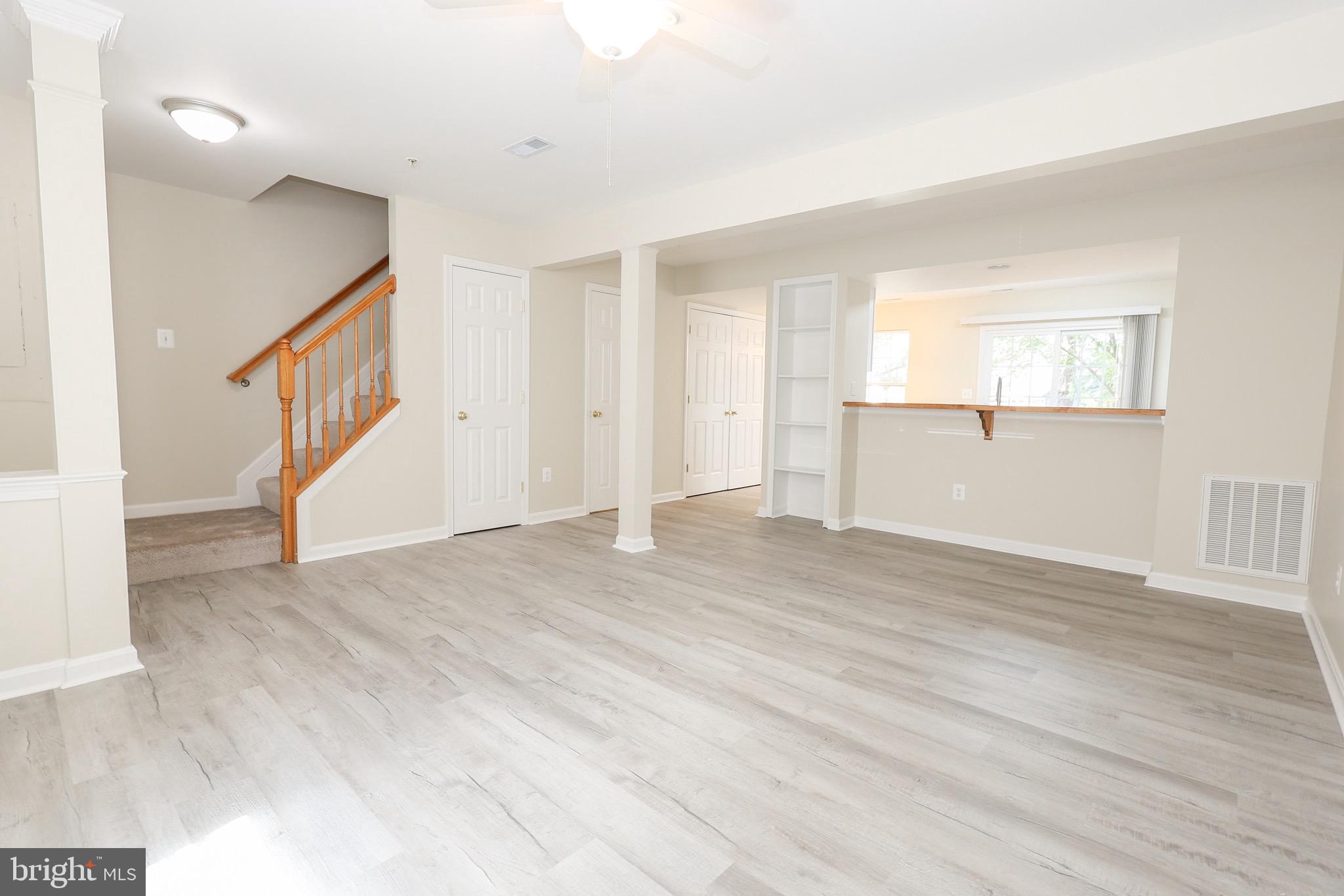 THE TOWNES AT WESTBURY - Residential