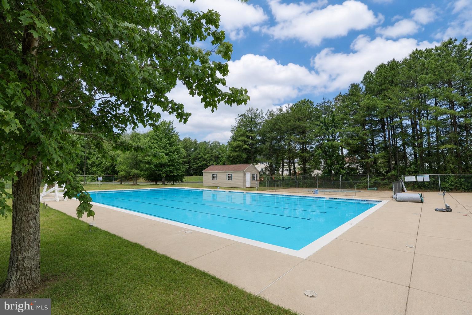 THE TOWNES AT WESTBURY - Residential
