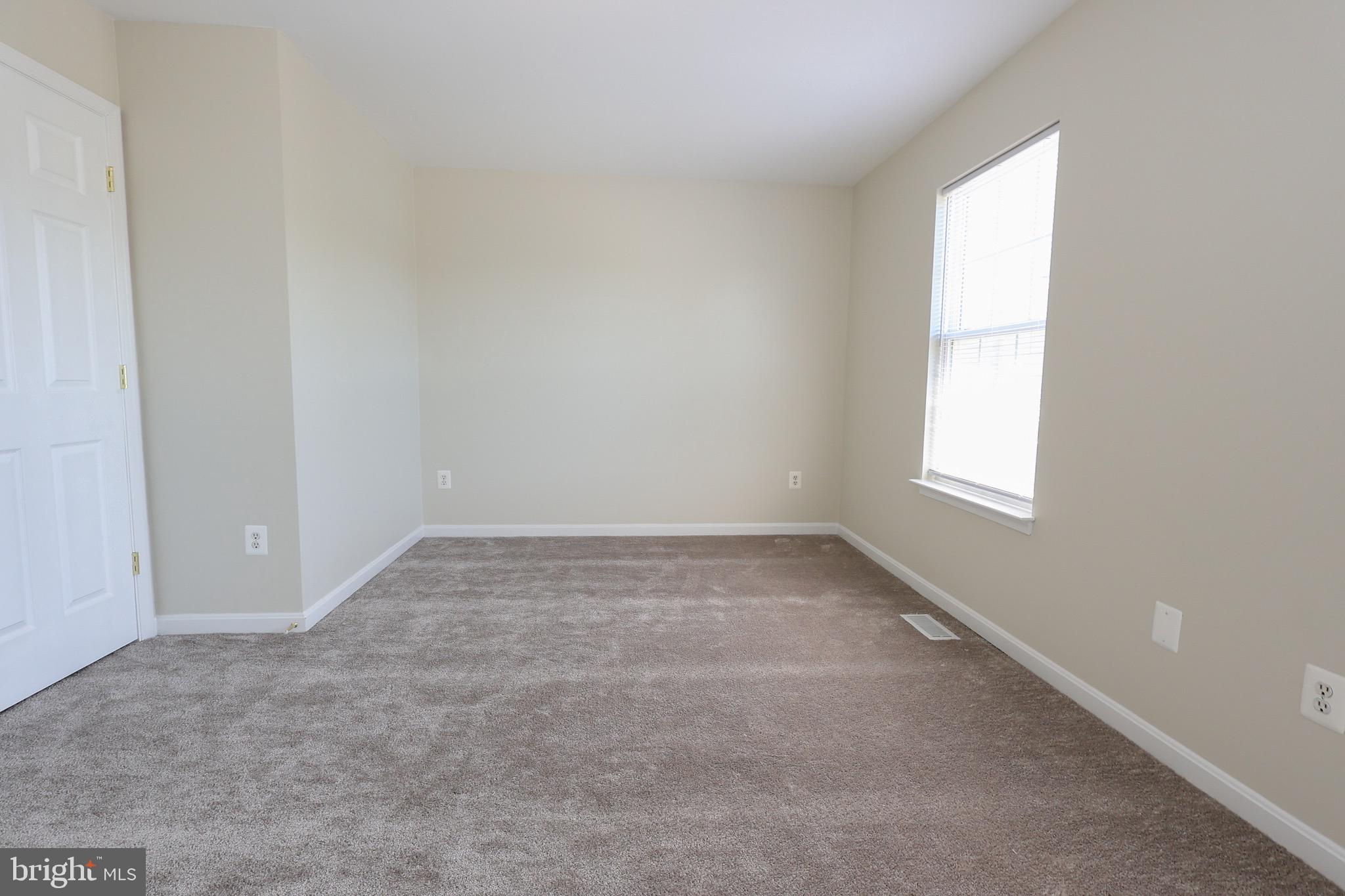 THE TOWNES AT WESTBURY - Residential