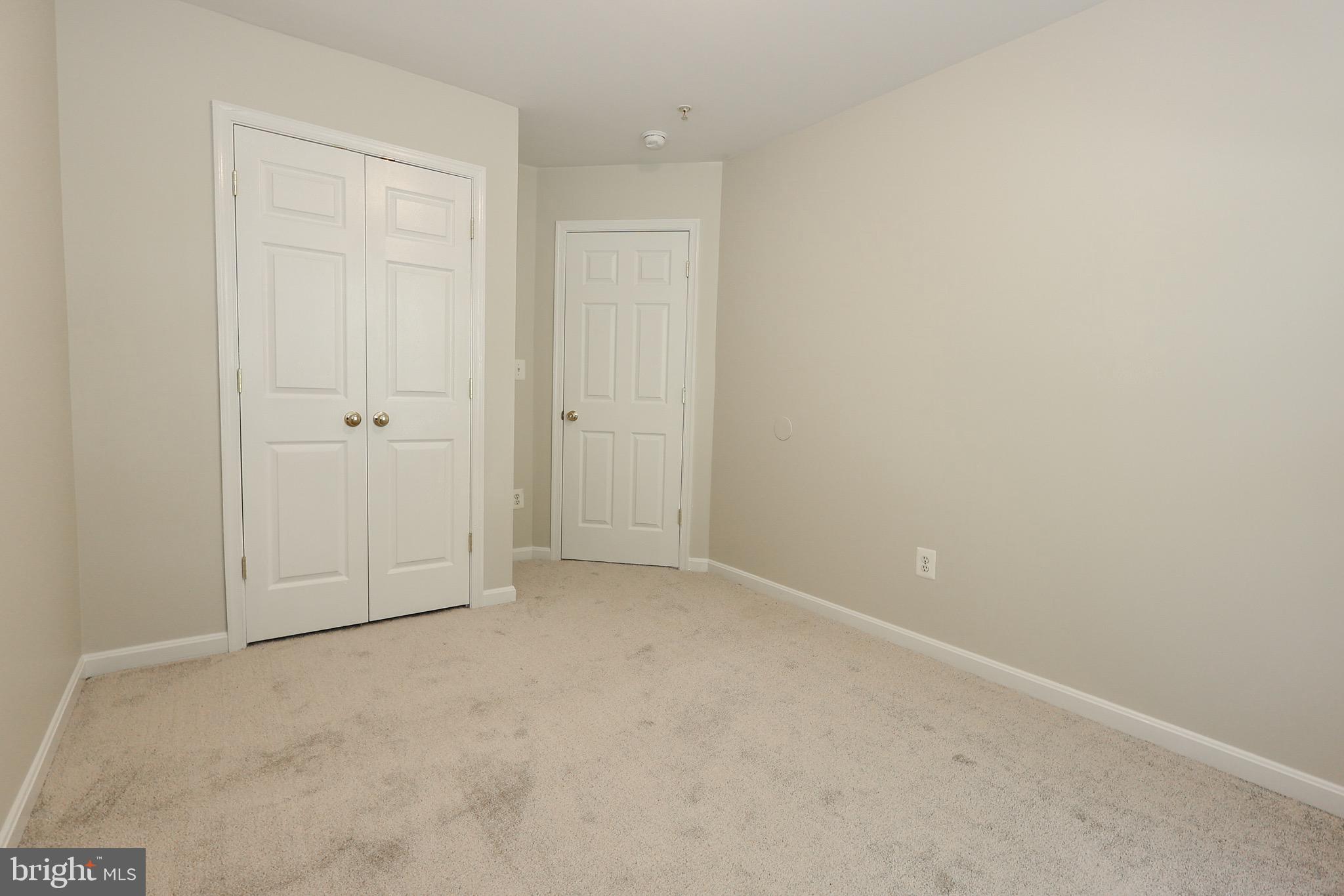 THE TOWNES AT WESTBURY - Residential