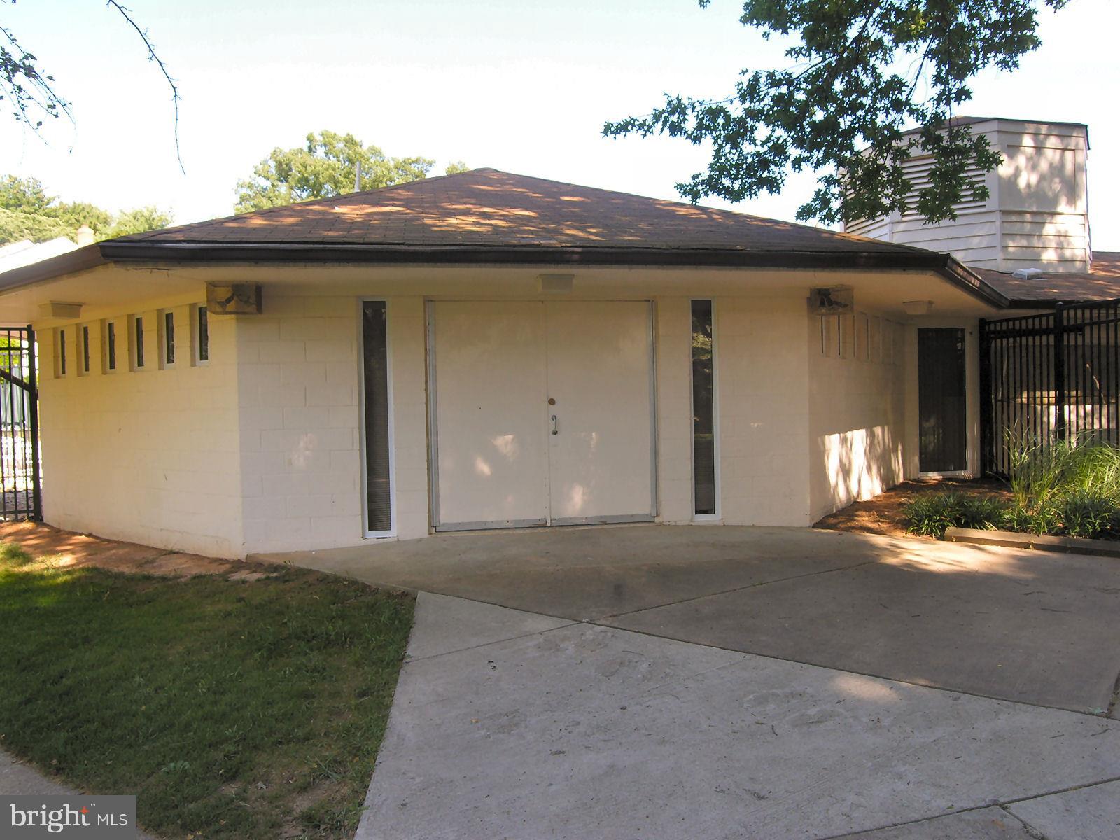 ROCKSHIRE - Residential