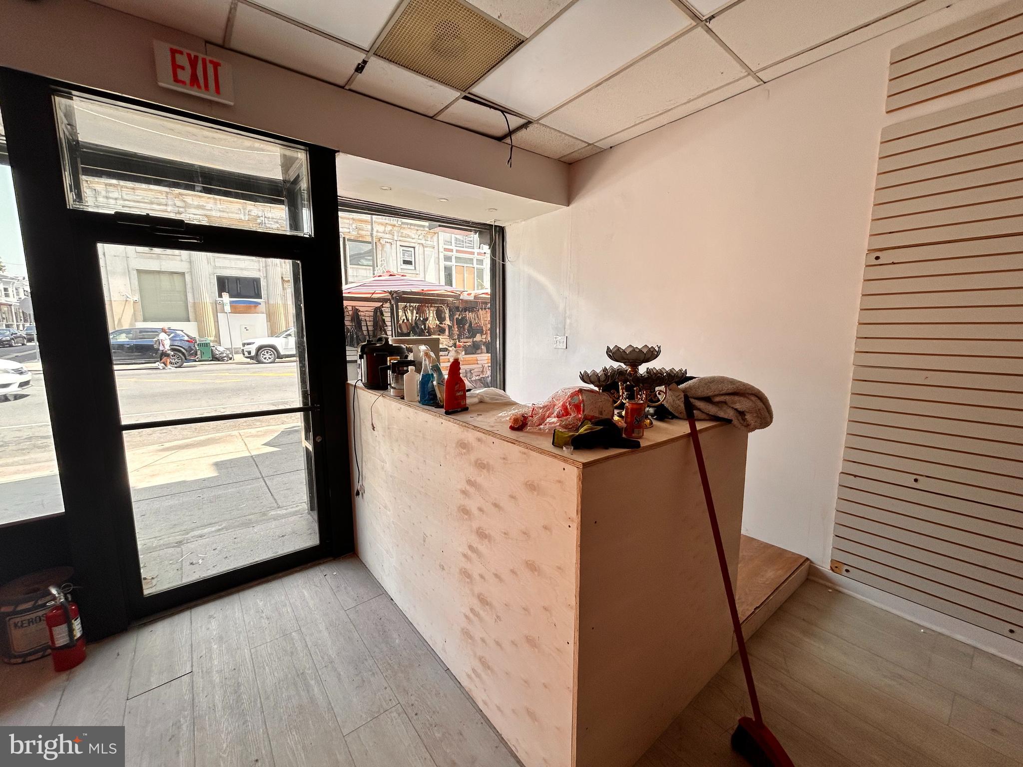16 S 52ND STREET