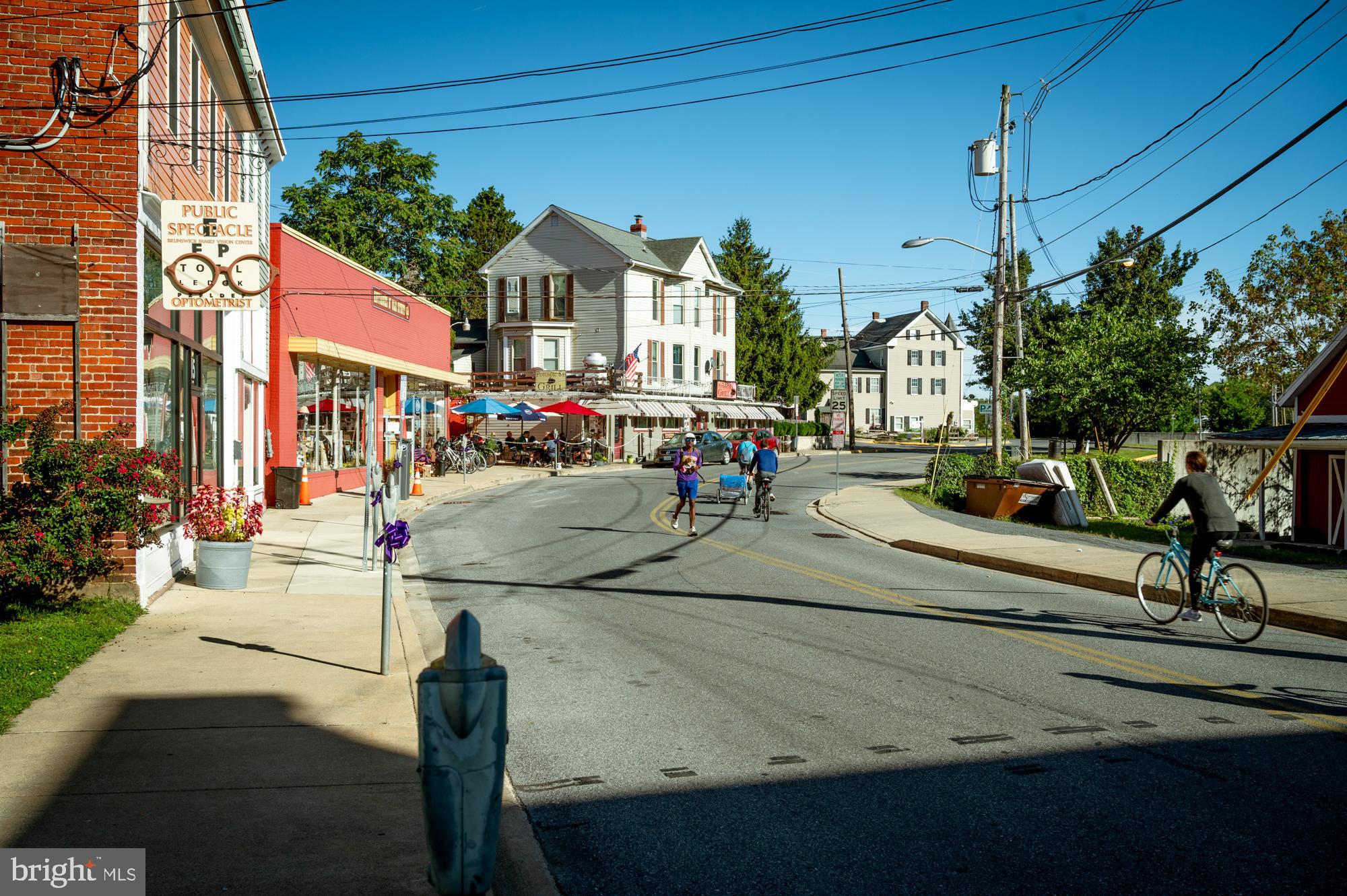 BRUNSWICK - Residential
