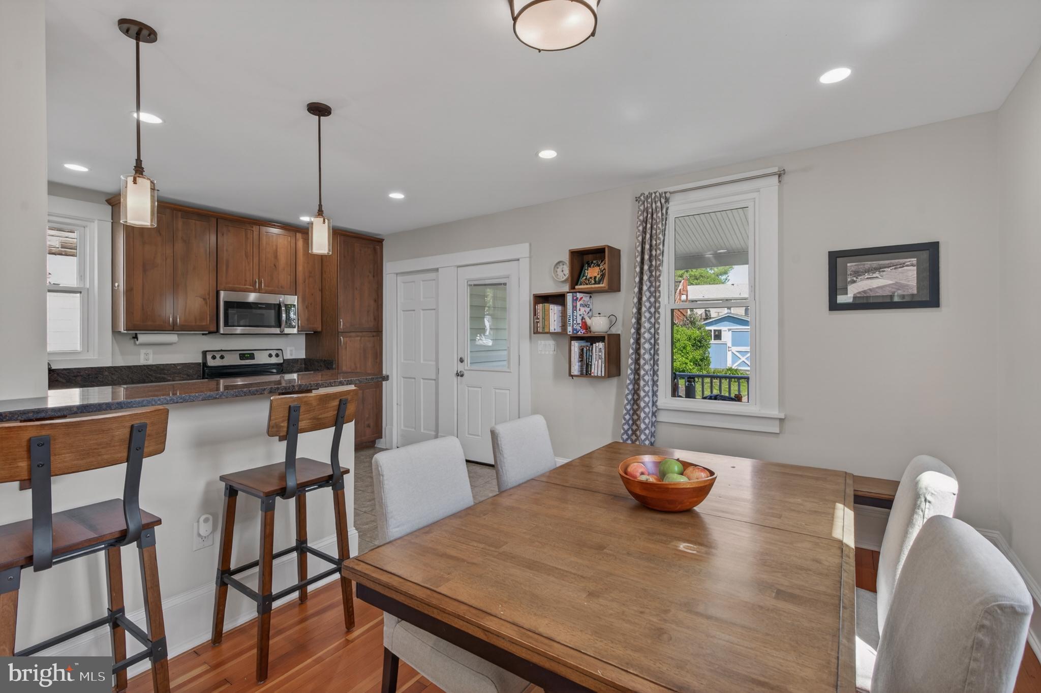 BRUNSWICK - Residential