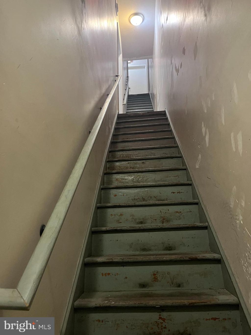 Photo of 6122 N Broad Street #3RD FLOOR FRONT, PHILADELPHIA, PA 19141 (MLS # PAPH2557856)