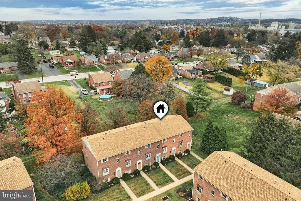 Photo of 413 Weldon Drive #413, YORK, PA 17404 (MLS # PAYK2094004)