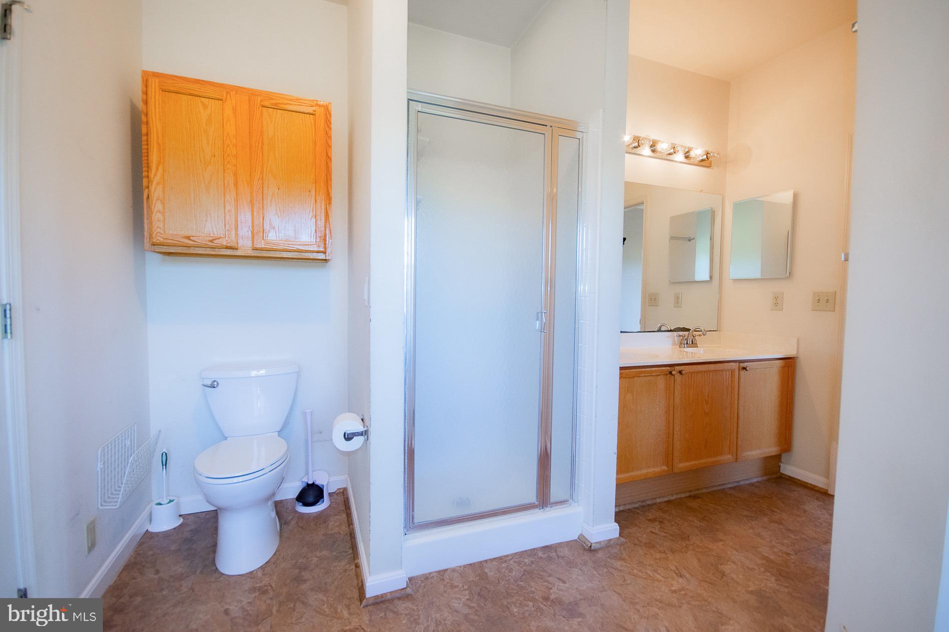 GREYSTONE ON THE OPEQUON - Residential