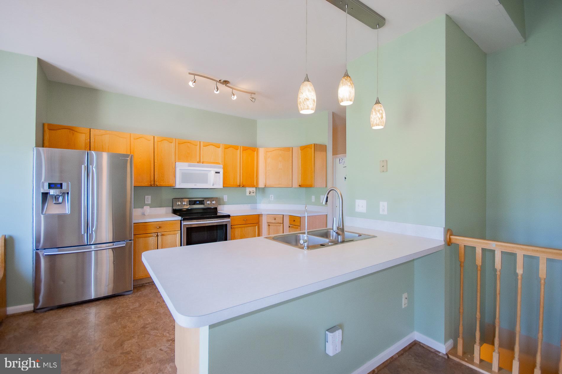 GREYSTONE ON THE OPEQUON - Residential