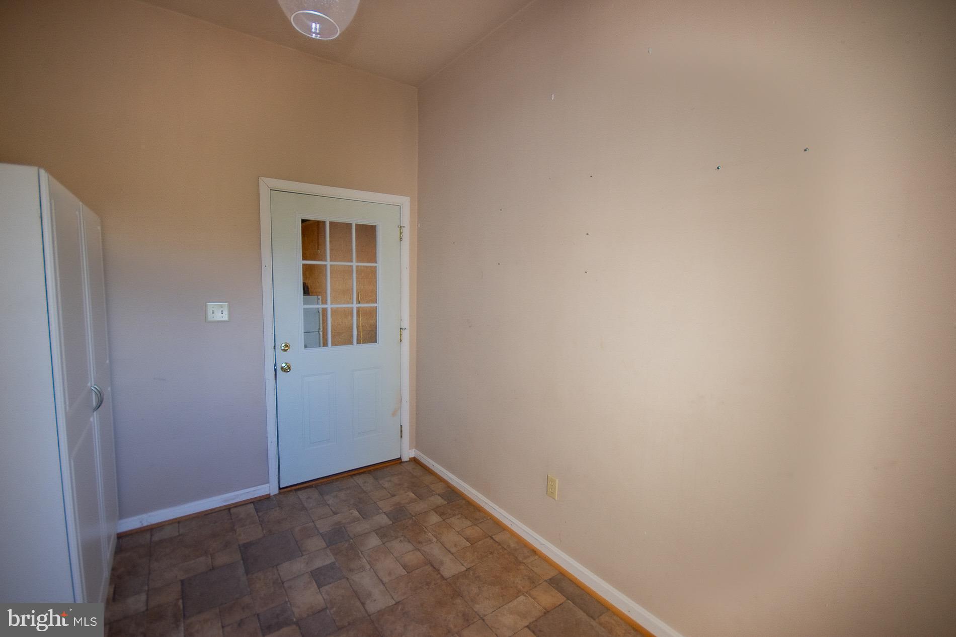 GREYSTONE ON THE OPEQUON - Residential