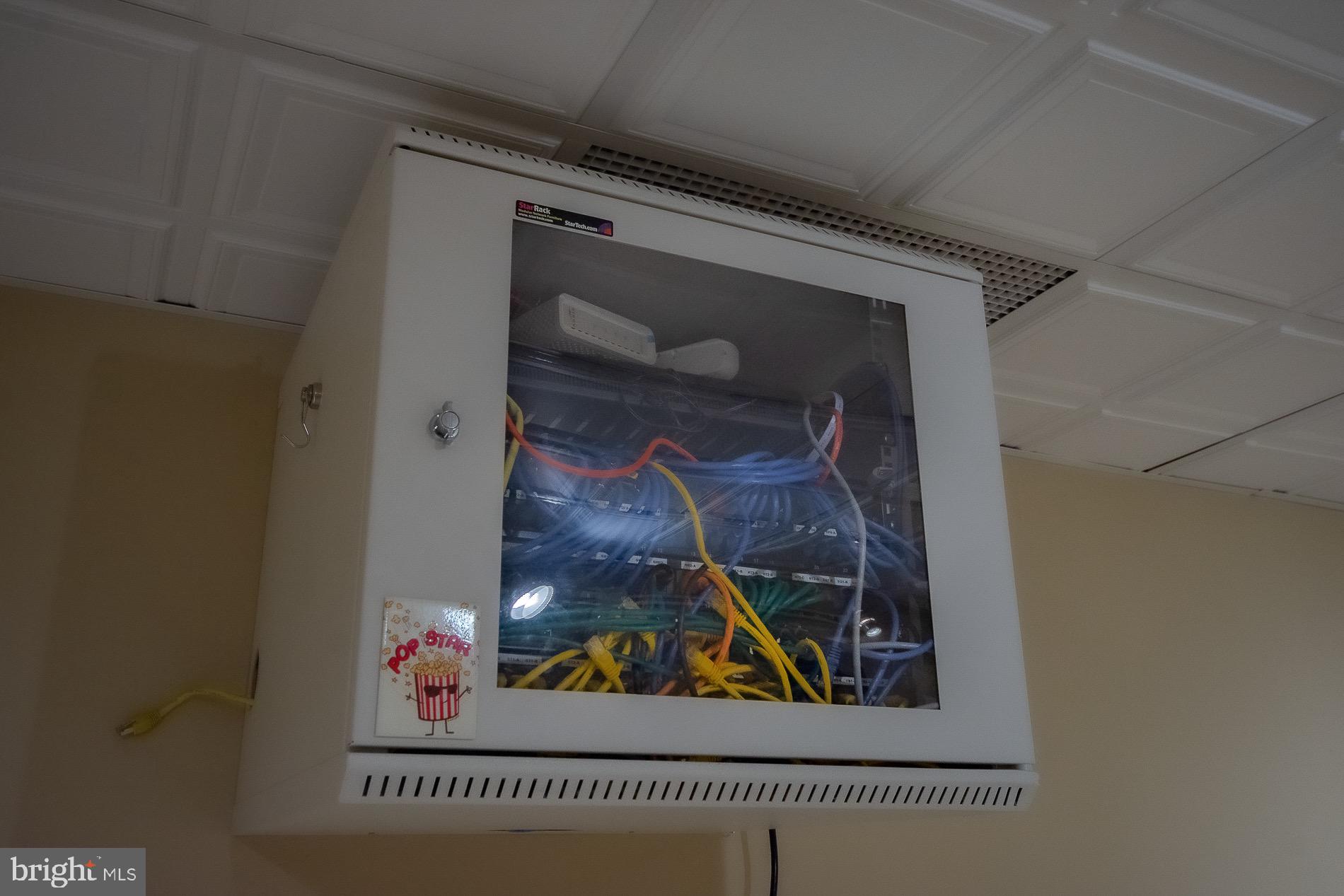 GREYSTONE ON THE OPEQUON - Residential