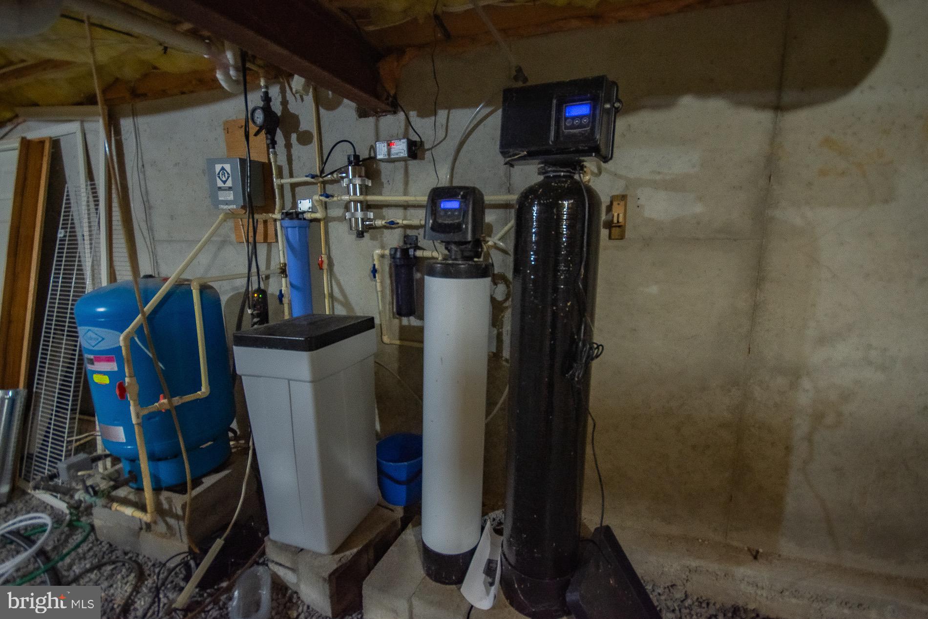 GREYSTONE ON THE OPEQUON - Residential